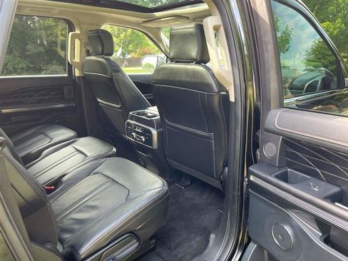Used 2018 Ford Expedition Max Platinum AWD/4WD image 45
