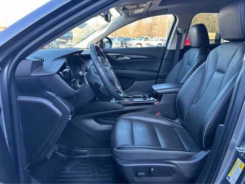 Used 2022 Buick Envision Essence w/ Technology Package I image 18