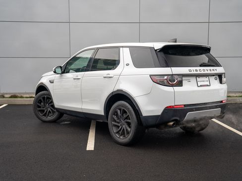 Used 2017 Land Rover Discovery Sport HSE image 3