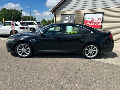 Used 2015 Ford Taurus Limited w/ Equipment Group 301A FWD image 8