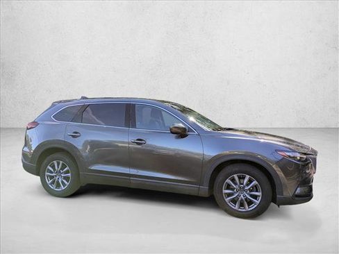 Used 2019 MAZDA CX-9 Touring w/ Touring Premium Package image 4