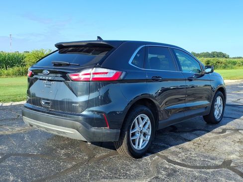 Used 2024 Ford Edge SEL w/ Convenience Package AWD/4WD image 3