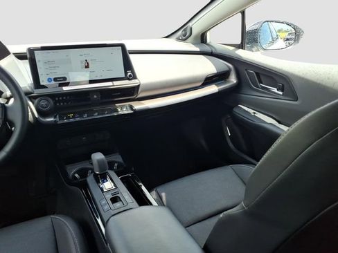 Used 2024 Toyota Prius Limited w/ Limited Premium Package FWD image 13