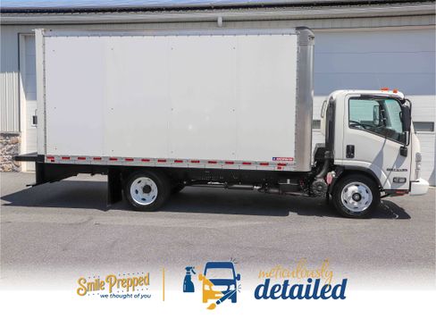 Used 2024 Isuzu NPR image 2