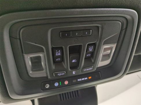 Used 2022 GMC Sierra 1500 Denali Ultimate image 24