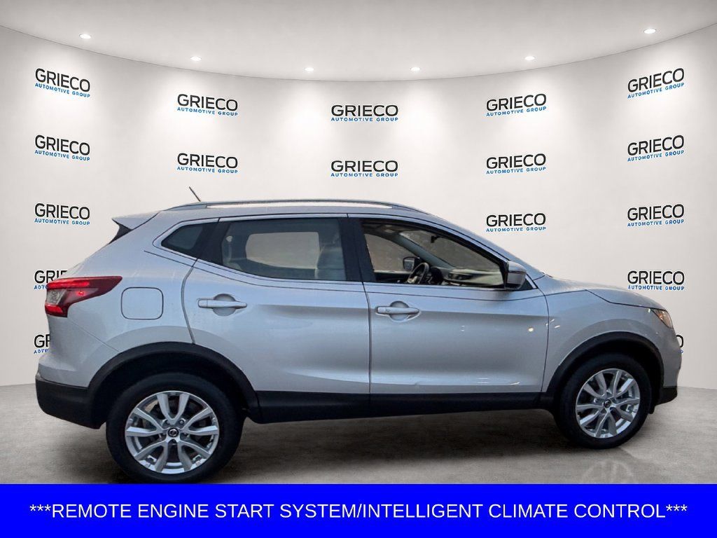 Used 2020 Nissan Rogue Sport SV w/ All-Weather Package AWD/4WD image 8