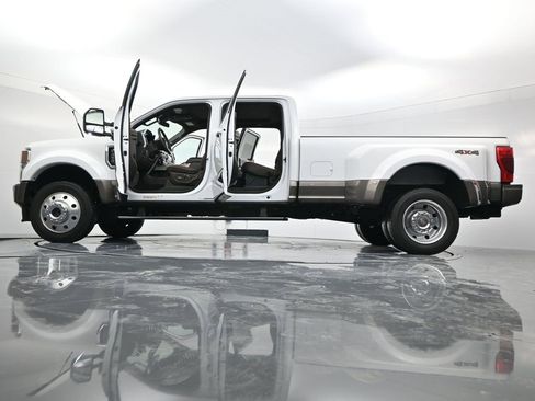 Used 2020 Ford F450 King Ranch w/ King Ranch Ultimate Package image 33