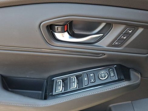 Used 2023 Honda Accord Touring image 13