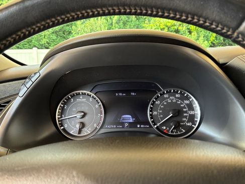 Used 2021 Nissan Armada SV w/ SV Appearance Package RWD image 17