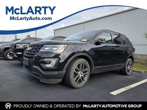 Used 2017 Ford Explorer Sport w/ Equipment Group 401A AWD/4WD image 1