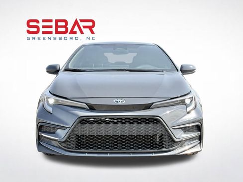 Used 2024 Toyota Corolla SE image 3