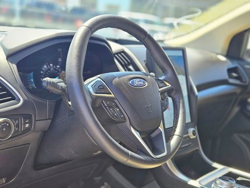 Used 2023 Ford Edge SEL w/ Convenience Package AWD/4WD image 16