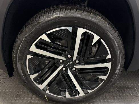 New 2026 Chevrolet Equinox RS w/ Convenience Package III image 10