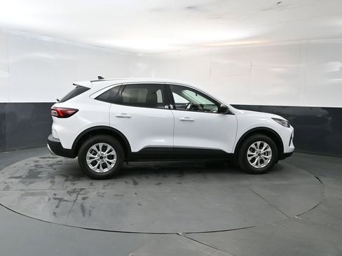 Used 2023 Ford Escape Active AWD/4WD image 6