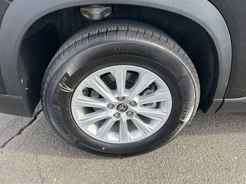 Used 2024 Toyota Grand Highlander XLE image 42