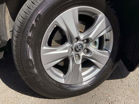 Certified 2025 Toyota RAV4 XLE w/ Convenience Package image 7