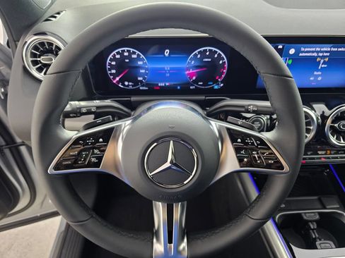 New 2026 Mercedes-Benz GLA 250 image 12