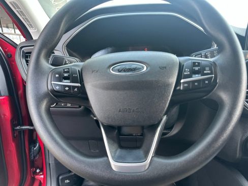 Certified 2025 Ford Escape Active FWD image 19