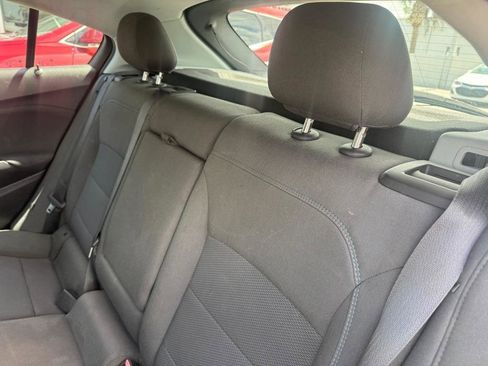 Used 2019 Chevrolet Cruze LT w/ LT True North Edition FWD image 25