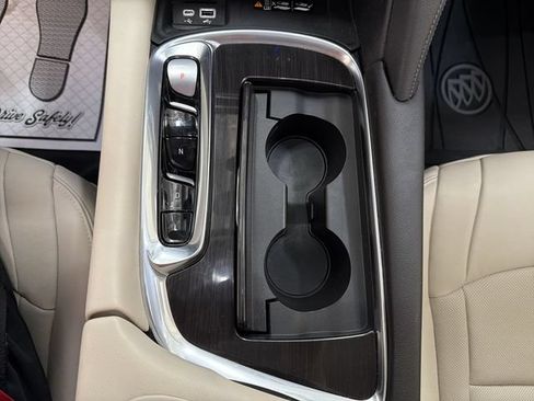 Certified 2024 Buick Enclave Essence w/ LPO, Floor Liner Package AWD/4WD image 21