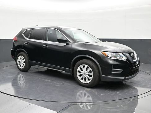 Used 2020 Nissan Rogue S FWD image 7