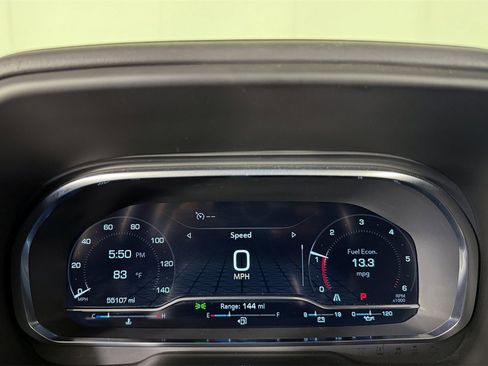 Used 2024 GMC Yukon XL SLT image 11