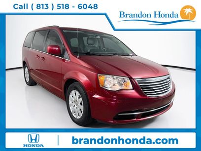 Used 2016 Chrysler Town & Country LX