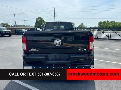 Used 2024 RAM 3500 Big Horn w/ Sport Appearance Package AWD/4WD image 16
