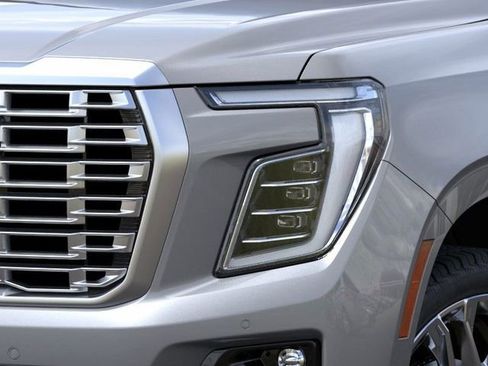 New 2026 GMC Yukon XL Denali w/ Denali Reserve Package AWD/4WD image 10