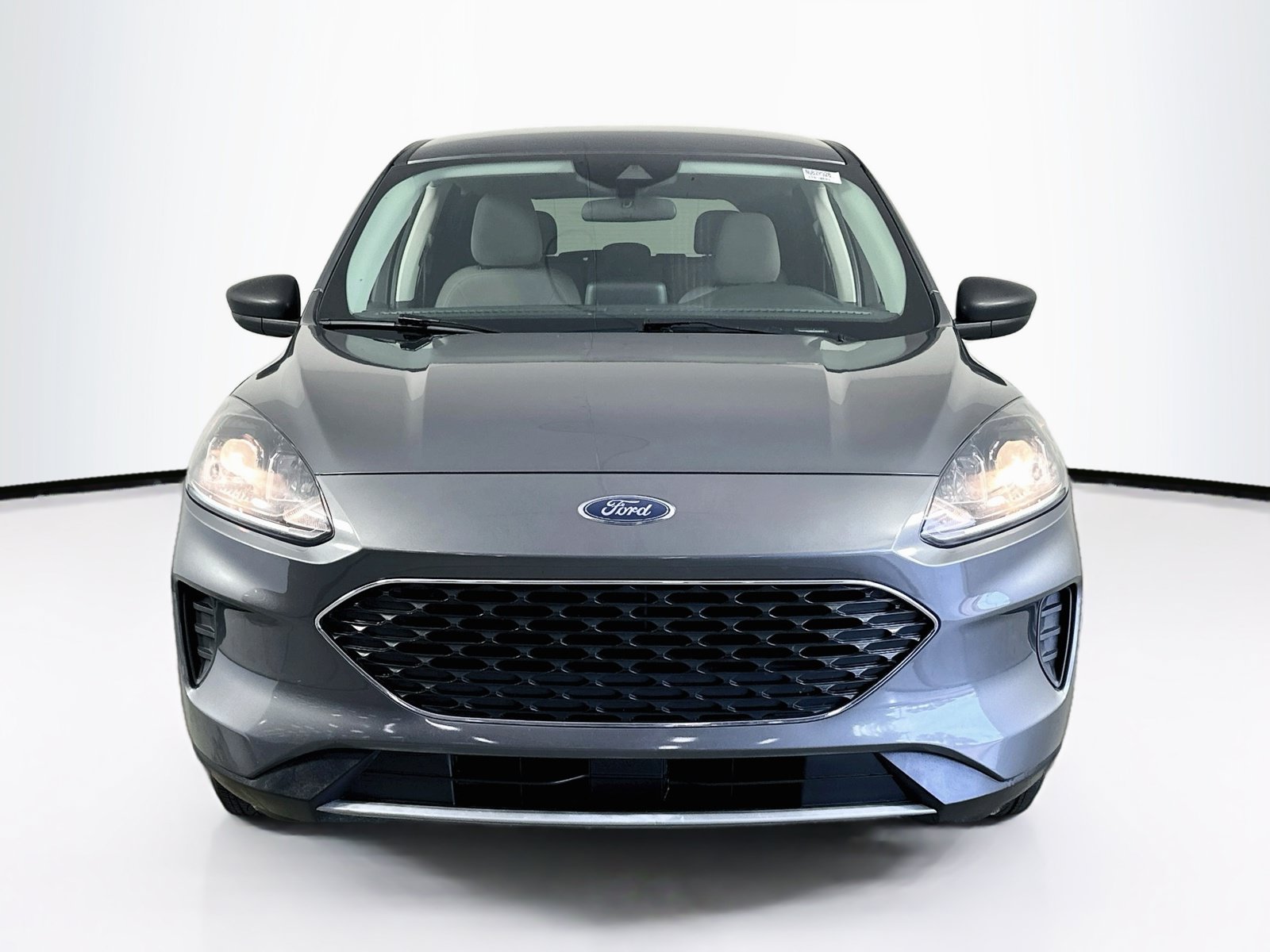 Used 2022 Ford Escape SE w/ Convenience Package FWD image 2