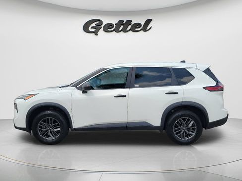 Used 2024 Nissan Rogue S FWD image 8