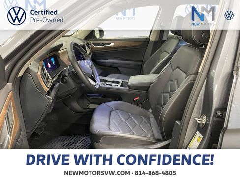 Used 2024 Volkswagen Atlas SE AWD/4WD image 9