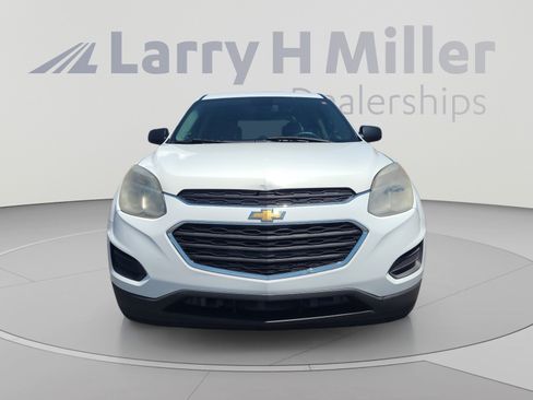 Used 2017 Chevrolet Equinox LS FWD image 8
