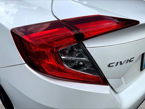Used 2017 Honda Civic EX image 22