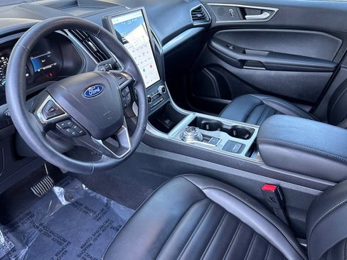 Certified 2024 Ford Edge SEL w/ Convenience Package AWD/4WD image 11