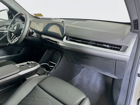 Used 2025 BMW X1 M35i w/ Premium Package image 29