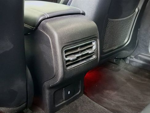 Used 2021 Lincoln Corsair FWD w/ Convenience Package image 27