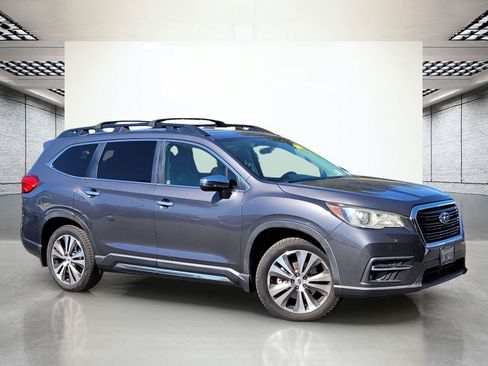 Used 2019 Subaru Ascent Touring w/ Popular Package #3 AWD/4WD image 2