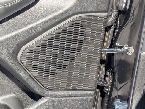 New 2025 Jeep Grand Cherokee Altitude image 12