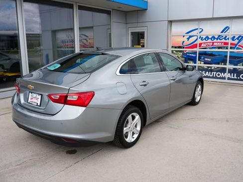 Used 2025 Chevrolet Malibu LS w/ Driver Confidence Package FWD image 33