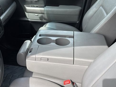 Used 2012 Toyota Tundra 4x4 Double Cab w/ Tow Pkg image 33