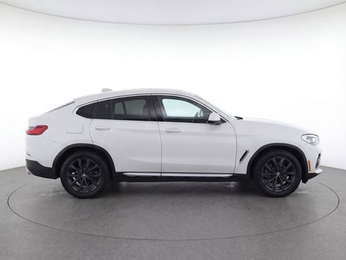 Used 2019 BMW X4 xDrive30i w/ Driving Assistance Package image 8