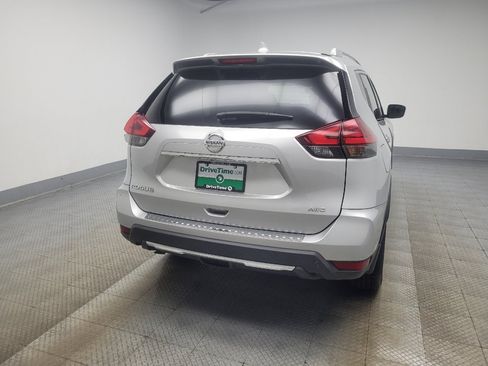 Used 2017 Nissan Rogue S w/ S Appearance Package AWD/4WD image 7