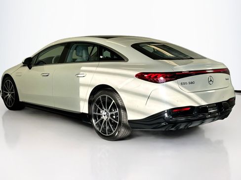 Used 2022 Mercedes-Benz EQS 580 EQS 580 4MATIC Sedan image 7