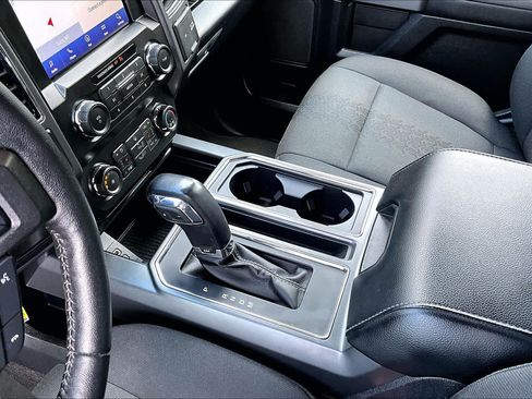Used 2020 Ford F150 XLT w/ Equipment Group 302A Luxury AWD/4WD image 17