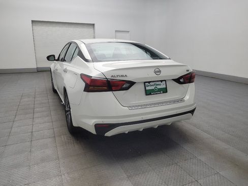 Used 2023 Nissan Altima 2.5 SV FWD image 5