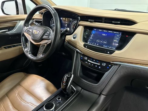 Used 2023 Cadillac XT5 Sportv w/ Platinum Package AWD/4WD image 98
