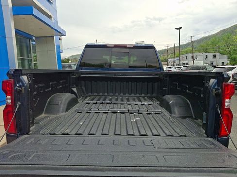 Used 2020 Chevrolet Silverado 2500 LTZ w/ LTZ Convenience Package AWD/4WD image 29