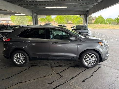 Used 2022 Ford Edge SEL w/ Convenience Package AWD/4WD image 9
