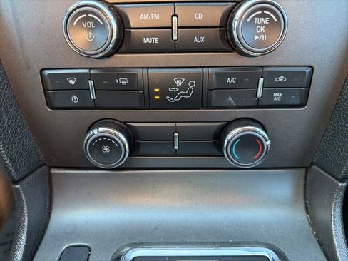 Used 2014 Ford Mustang Convertible image 25